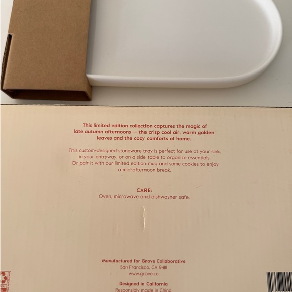 White Oval Catch-All Tray limited plate - Picture 2 of 2